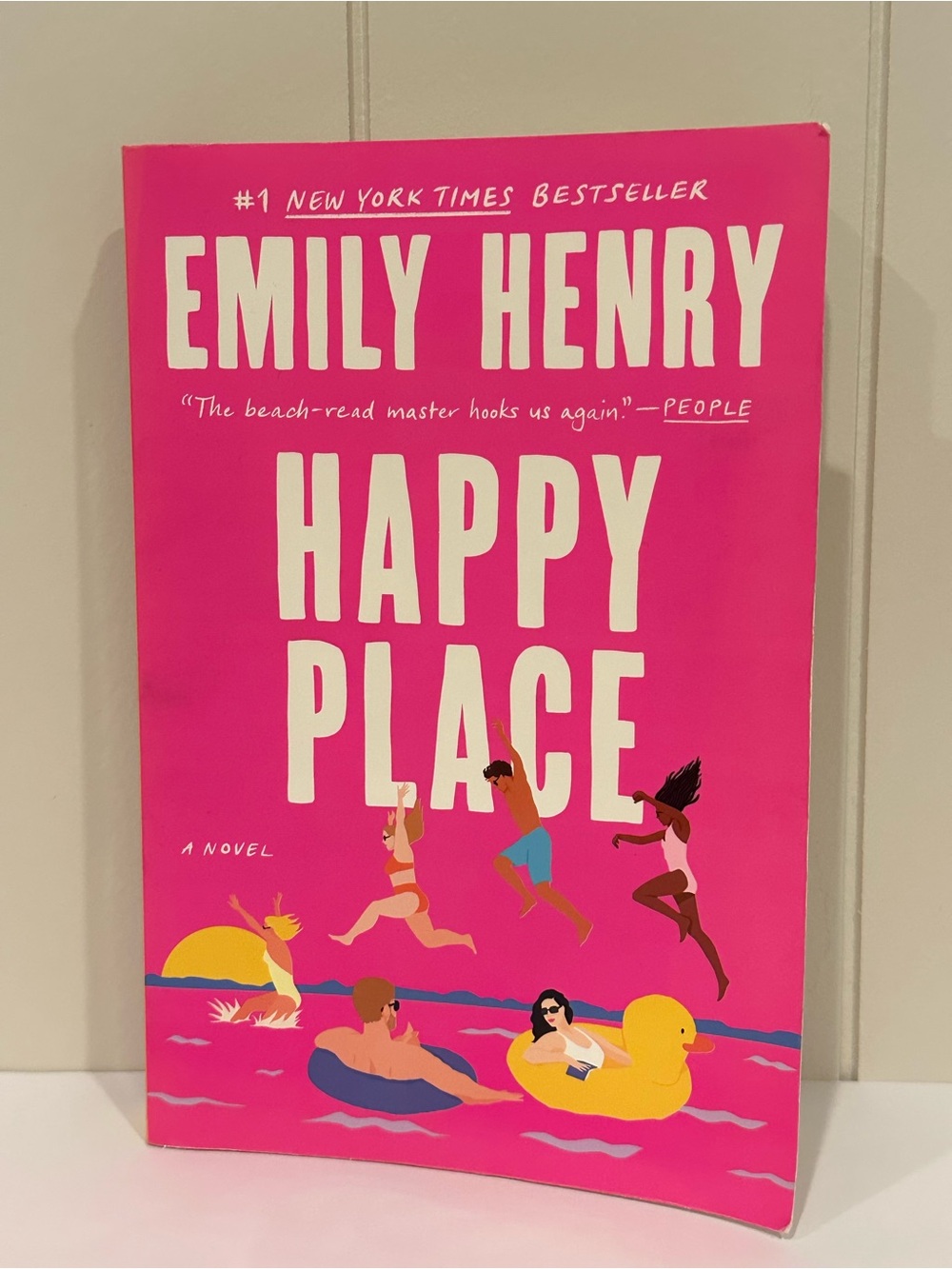 Happy Place by Emily Henry Paperback 405 Pages Beach Read Romance Bestseller